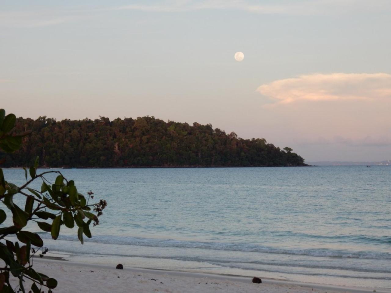 Sandbank Restaurant & Camping Koh Rong Kaoh Touch Extérieur photo