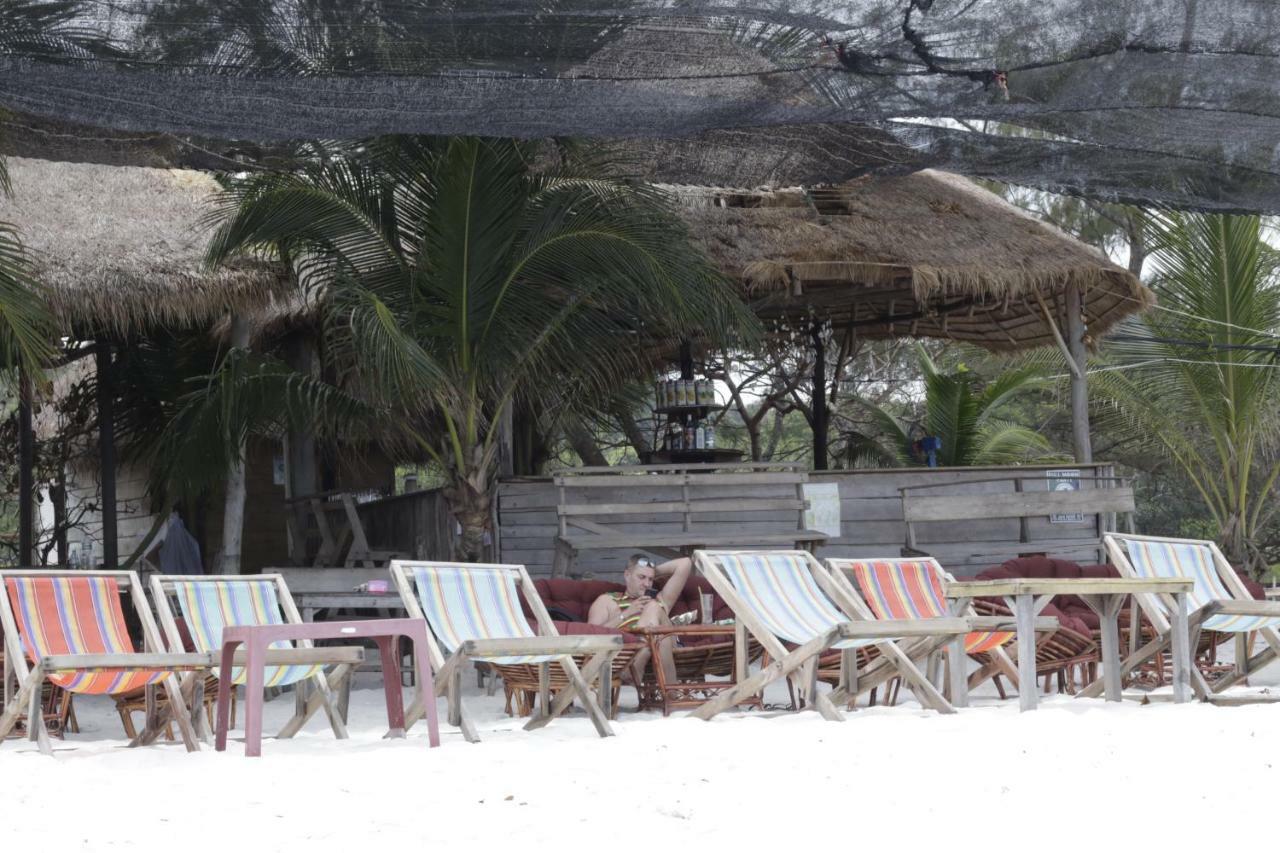 Sandbank Restaurant & Camping Koh Rong Kaoh Touch Extérieur photo