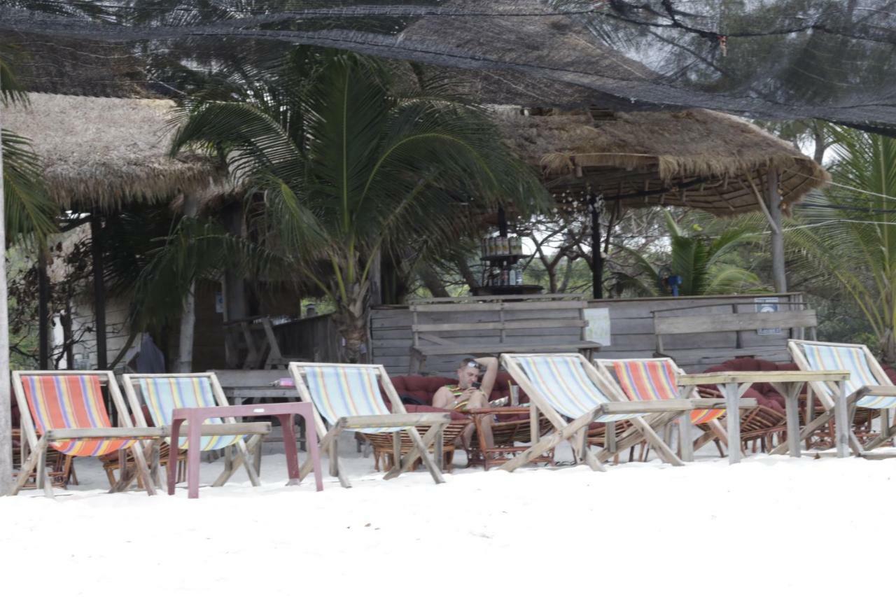 Sandbank Restaurant & Camping Koh Rong Kaoh Touch Extérieur photo