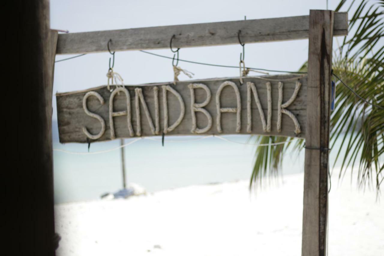 Sandbank Restaurant & Camping Koh Rong Kaoh Touch Extérieur photo