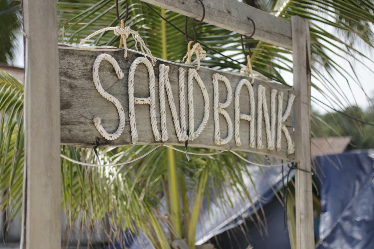 Sandbank Restaurant & Camping Koh Rong Kaoh Touch Extérieur photo